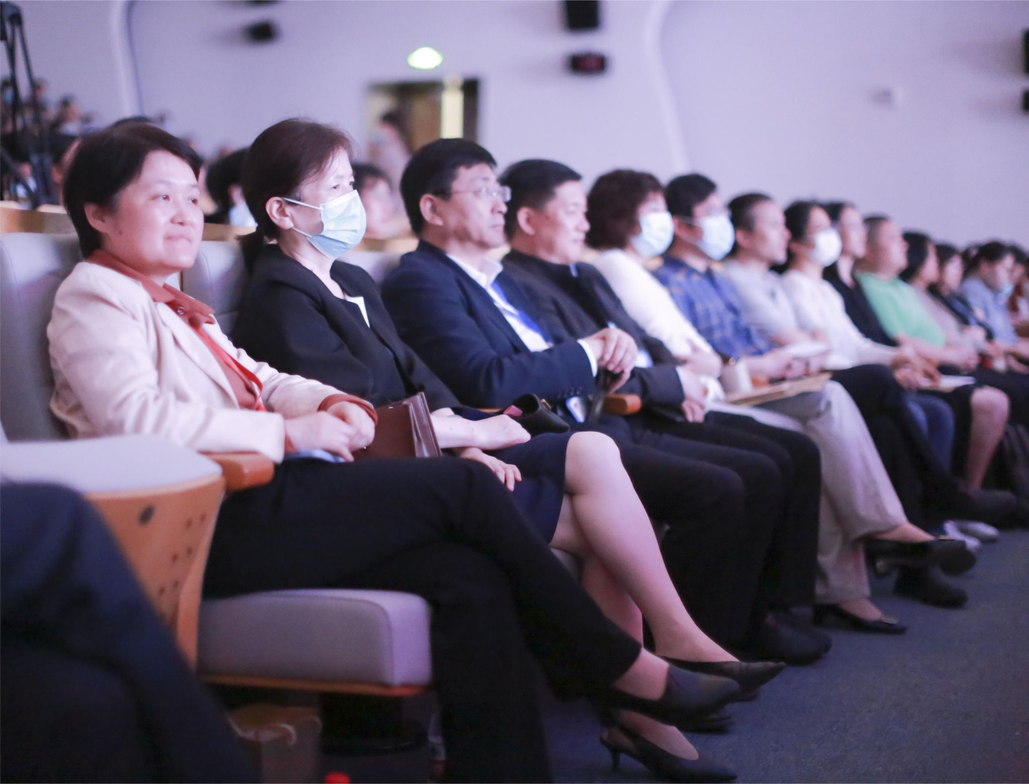 787B1424.jpg 787B1424.jpg