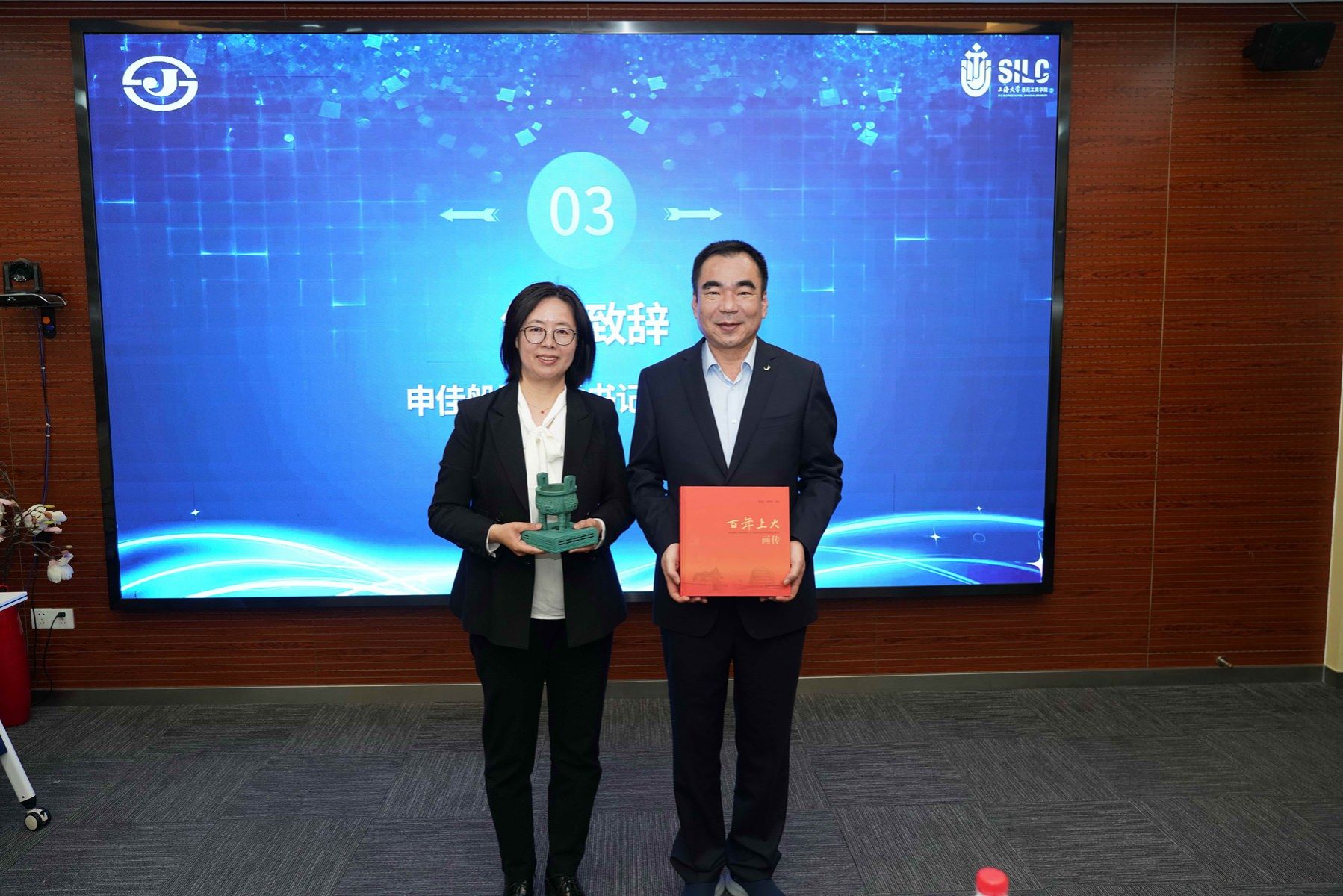 互赠礼物_副本.jpg 互赠礼物_副本.jpg