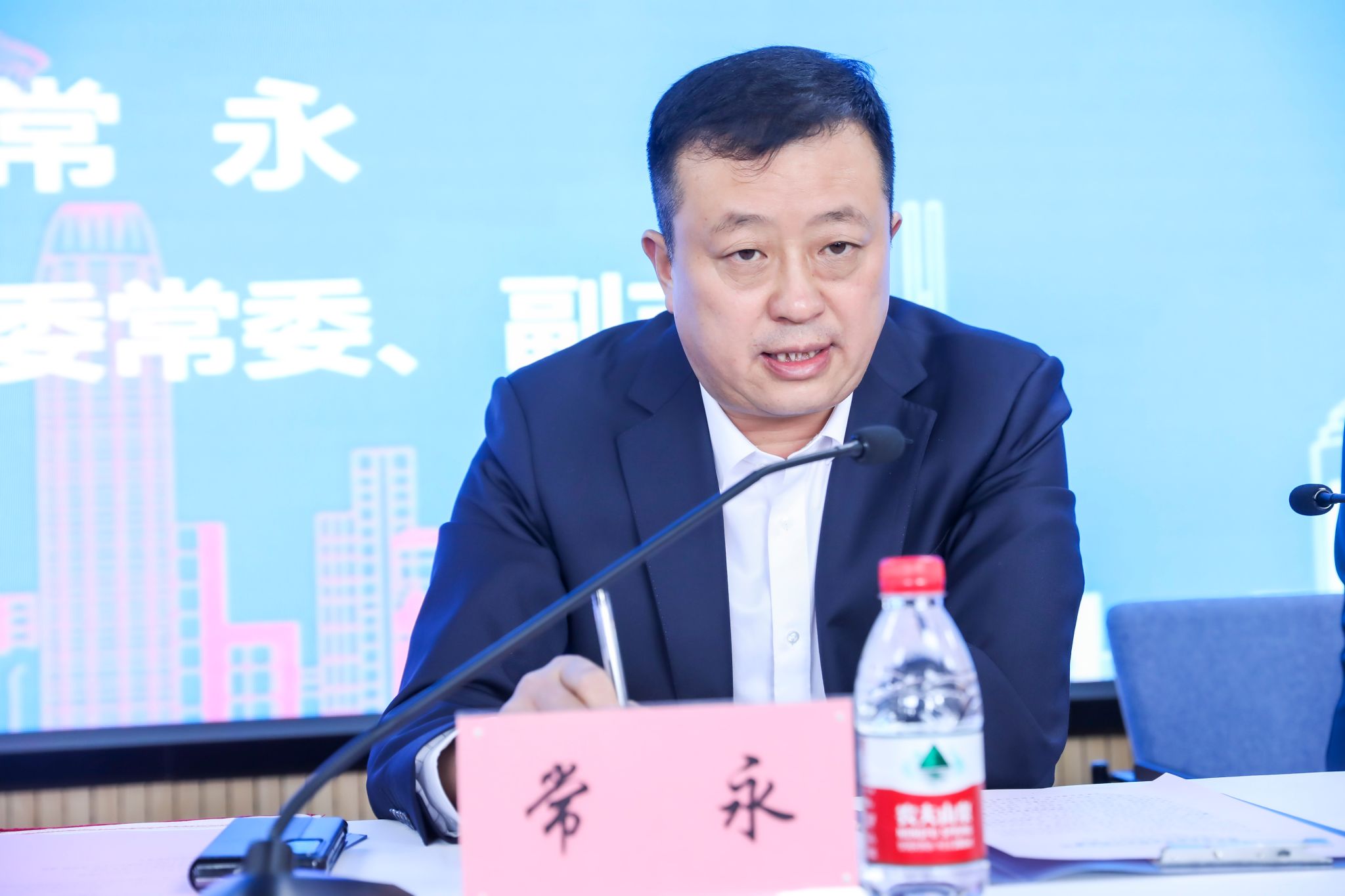 EZ8A4345.jpg EZ8A4345.jpg