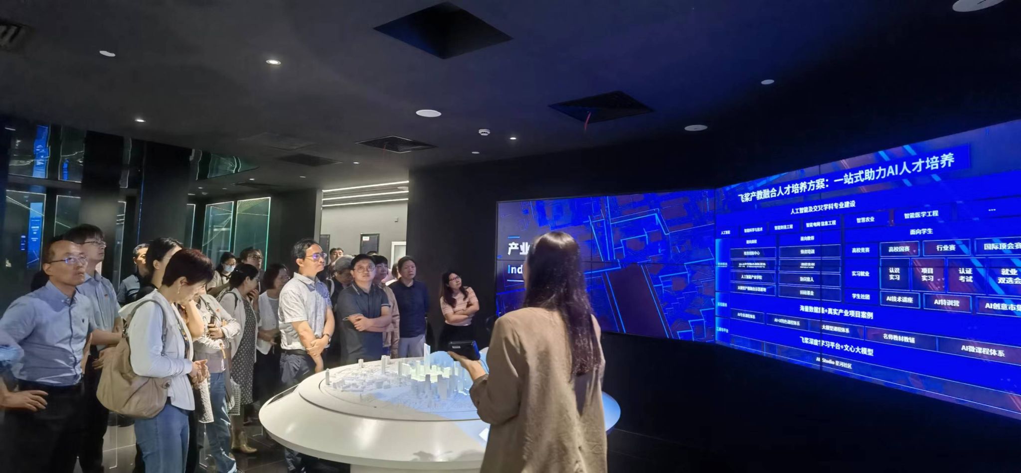 6月27日图片2.jpg 6月27日图片2.jpg