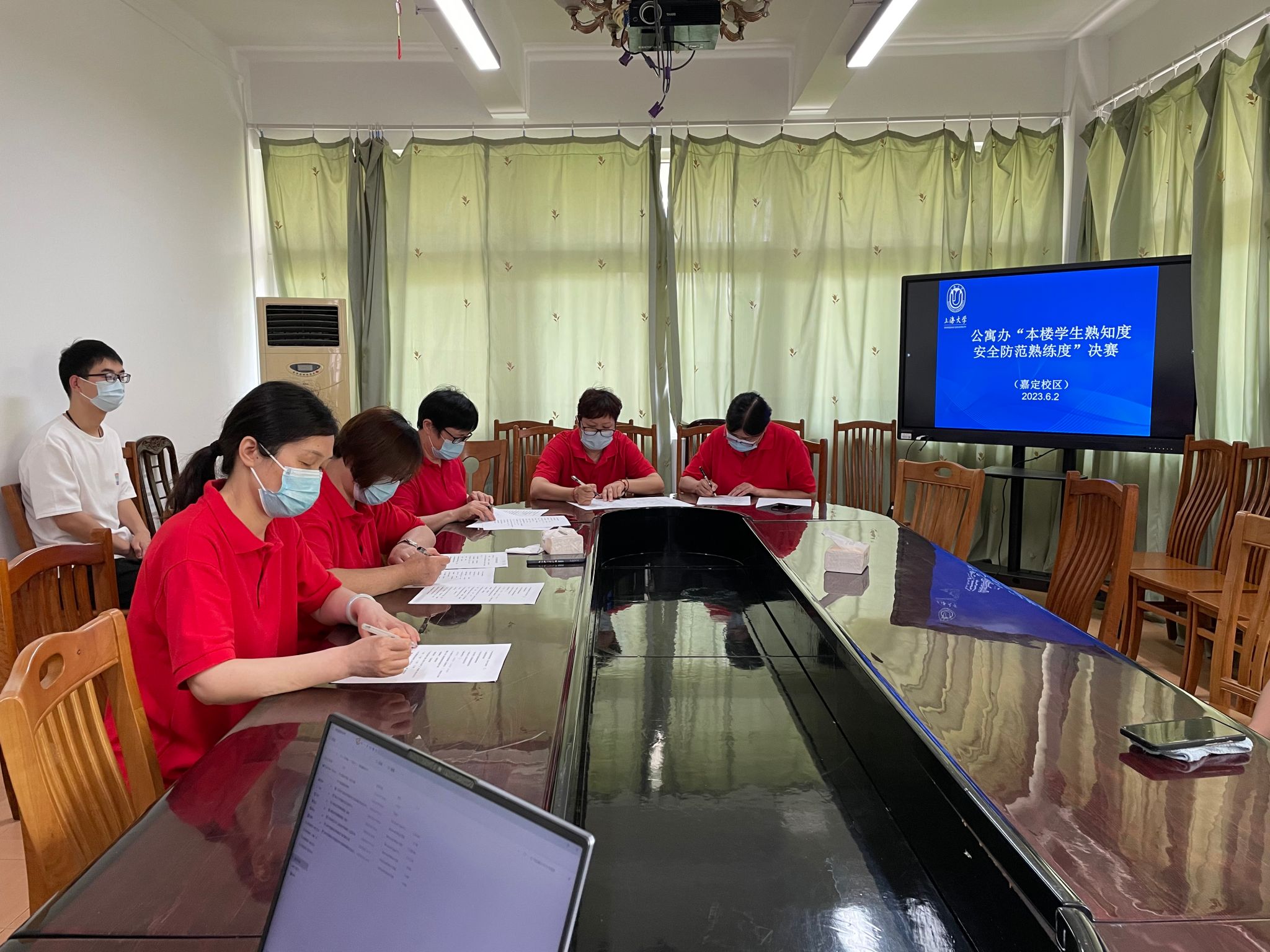 嘉定校区安全防范熟练度决赛现场.jpg 嘉定校区安全防范熟练度决赛现场.jpg